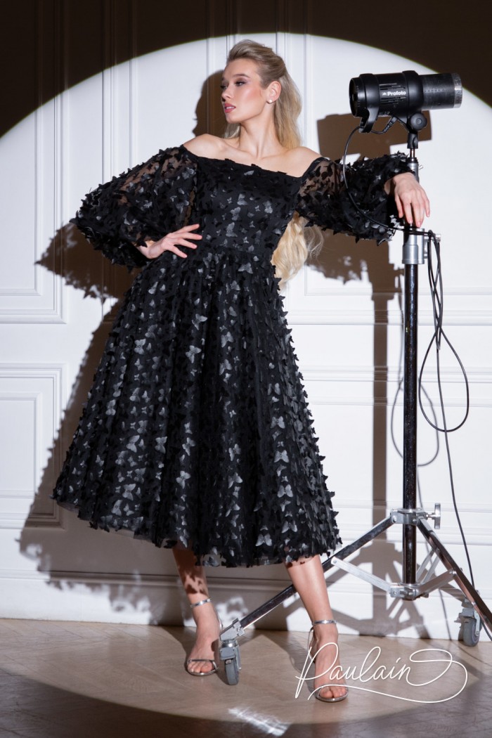 Spectacular dress in a feminine silhouette with voluminous sleeves and a midi skirt - MOLLY Lux | Paulain